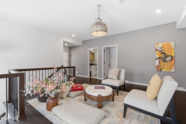 43 Doten Avenue, Saratoga Springs, NY 12866