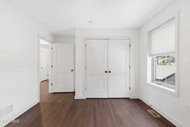 43 Doten Avenue, Saratoga Springs, NY 12866