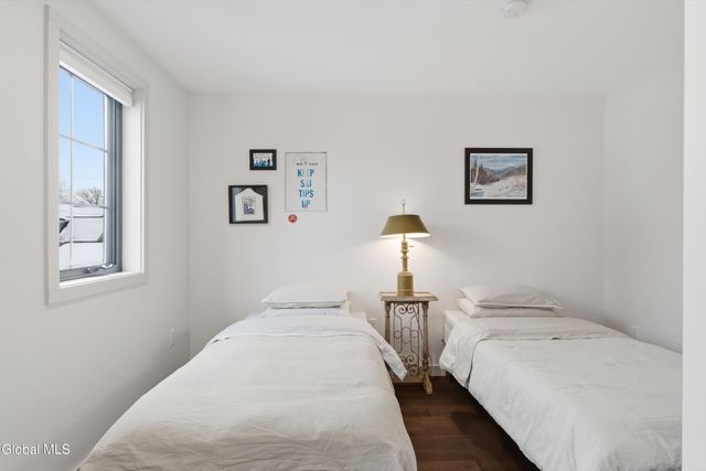 43 Doten Avenue, Saratoga Springs, NY 12866