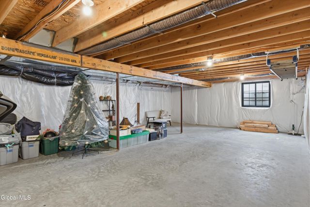 43 Doten Avenue, Saratoga Springs, NY 12866