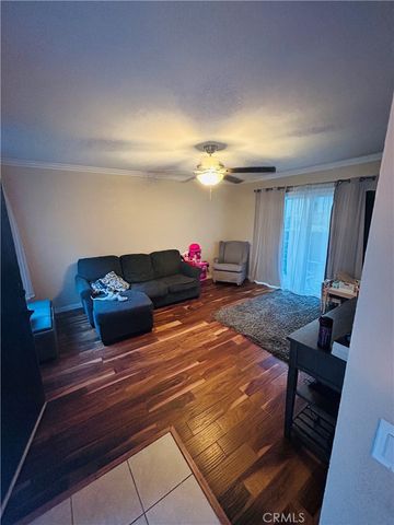 1320 Brentwood B, Corona, CA 92882