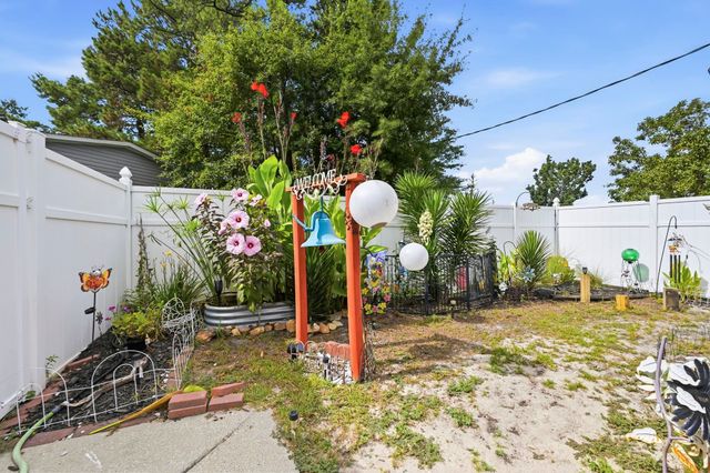 852 Old Magnolia Dr., Conway, SC 29526