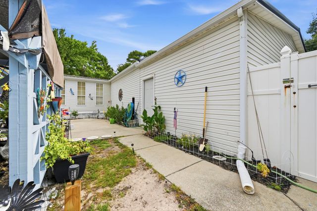 852 Old Magnolia Dr., Conway, SC 29526