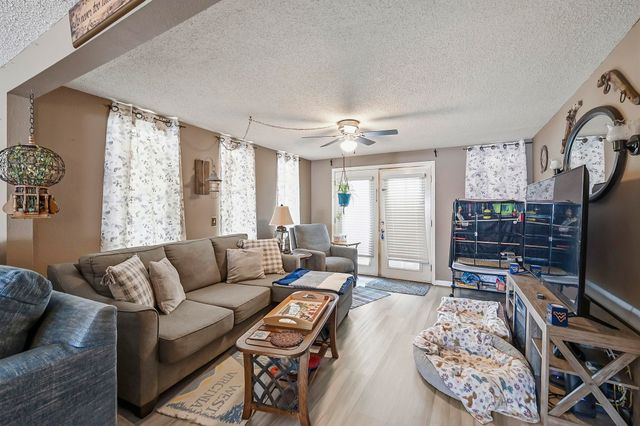 852 Old Magnolia Dr., Conway, SC 29526