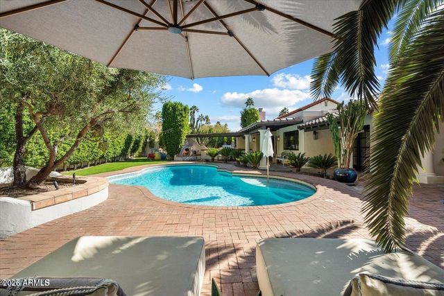 9836 E TOPAZ Drive, Scottsdale, AZ 85258