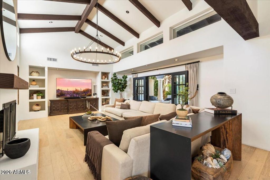 9836 E TOPAZ Drive, Scottsdale, AZ 85258