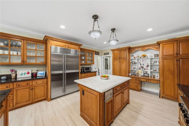 43925 El Lucero, Temecula, CA 92592