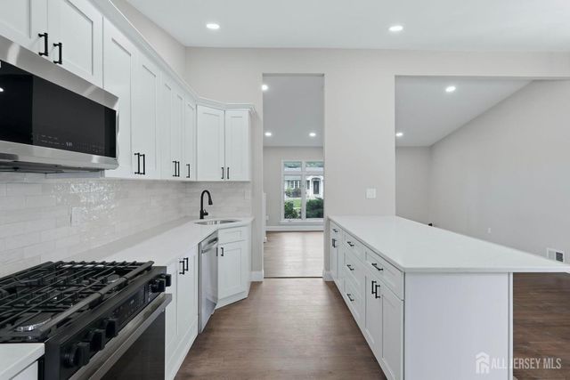 5 Harold Street, Old Bridge, NJ 08857