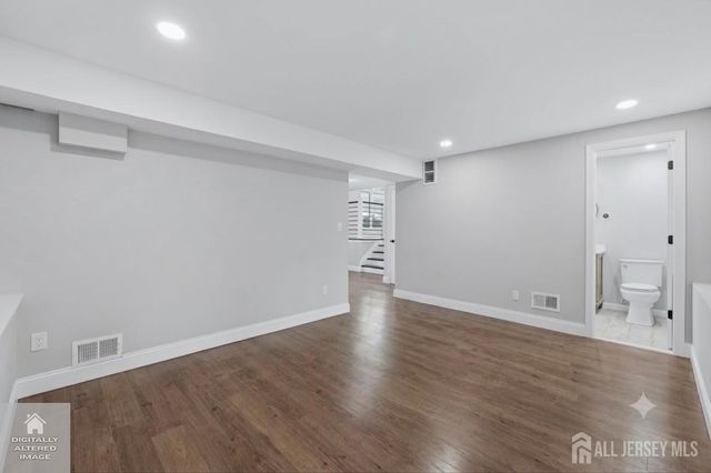 5 Harold Street, Old Bridge, NJ 08857