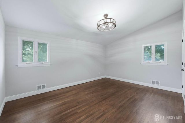 5 Harold Street, Old Bridge, NJ 08857