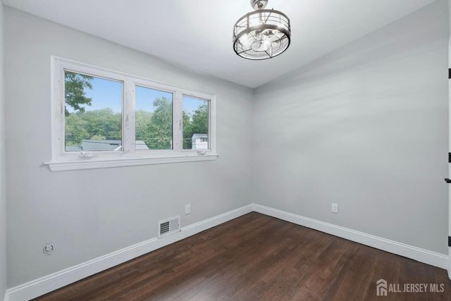 5 Harold Street, Old Bridge, NJ 08857