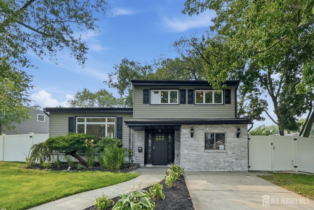 5 Harold Street, Old Bridge, NJ 08857
