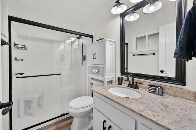 13260 Erin Dr, Auburn, CA 95603