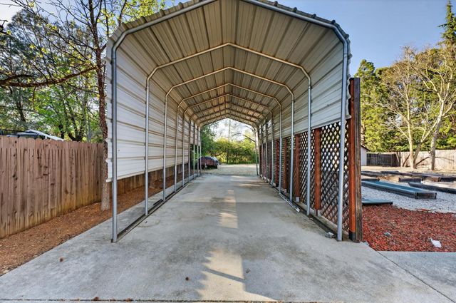 13260 Erin Dr, Auburn, CA 95603