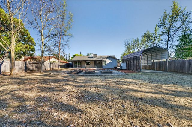 13260 Erin Dr, Auburn, CA 95603