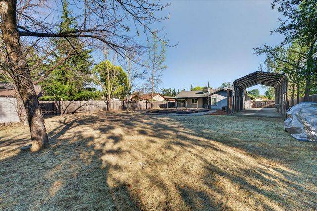 13260 Erin Dr, Auburn, CA 95603