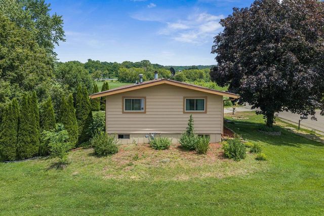 1120 South Street, Black Earth, WI 53515