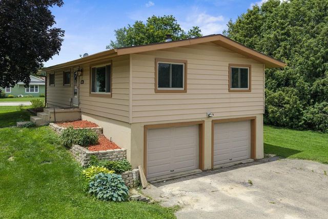1120 South Street, Black Earth, WI 53515