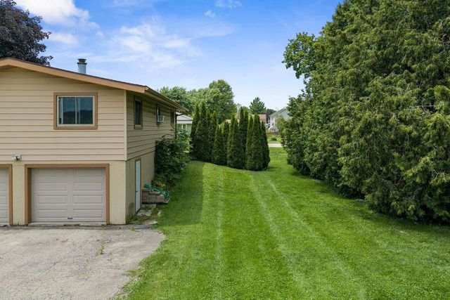 1120 South Street, Black Earth, WI 53515