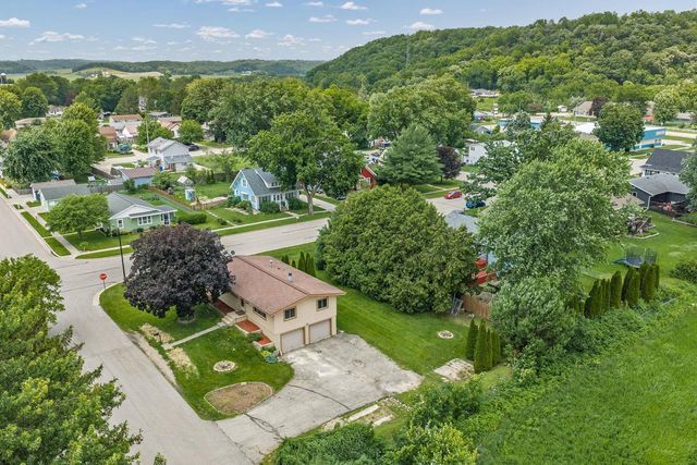 1120 South Street, Black Earth, WI 53515