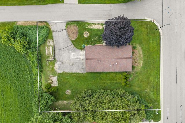 1120 South Street, Black Earth, WI 53515
