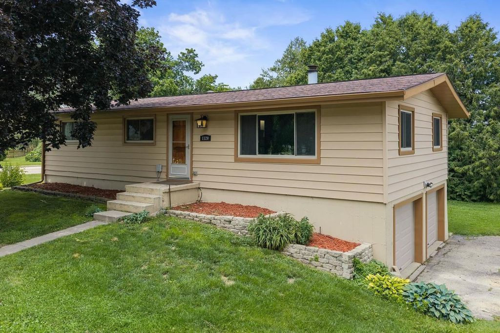 1120 South Street, Black Earth, WI 53515