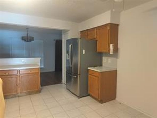 8239 Viny Ridge Drive, Houston, TX 77083