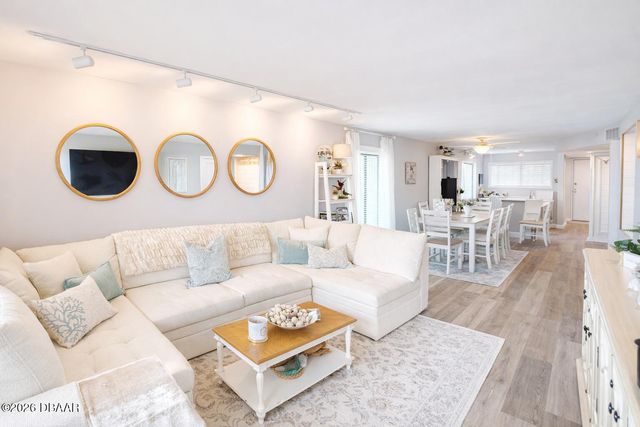 1275 Ocean Shore Blvd Apt 302, Ormond Beach, FL 32176