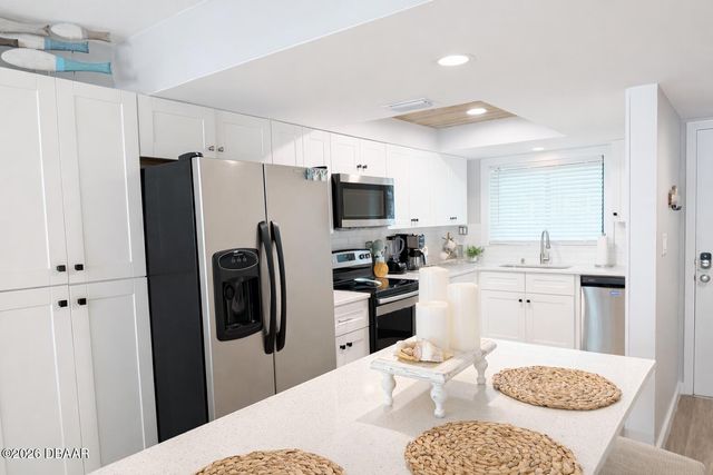 1275 Ocean Shore Blvd Apt 302, Ormond Beach, FL 32176