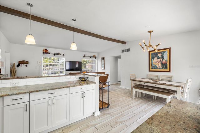 2125 W HIAWATHA STREET, Tampa, FL 33604
