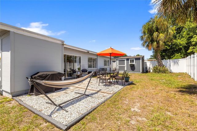 2125 W HIAWATHA STREET, Tampa, FL 33604