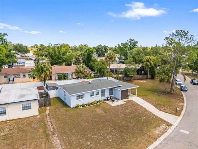 2125 W HIAWATHA STREET, Tampa, FL 33604