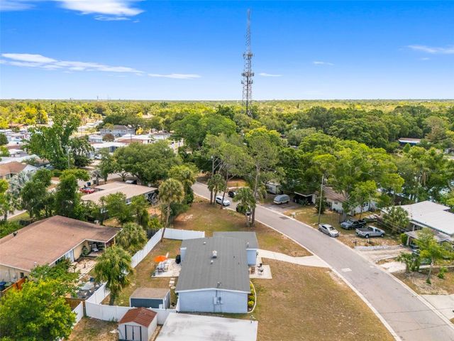 2125 W HIAWATHA STREET, Tampa, FL 33604