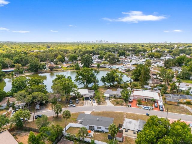 2125 W HIAWATHA STREET, Tampa, FL 33604