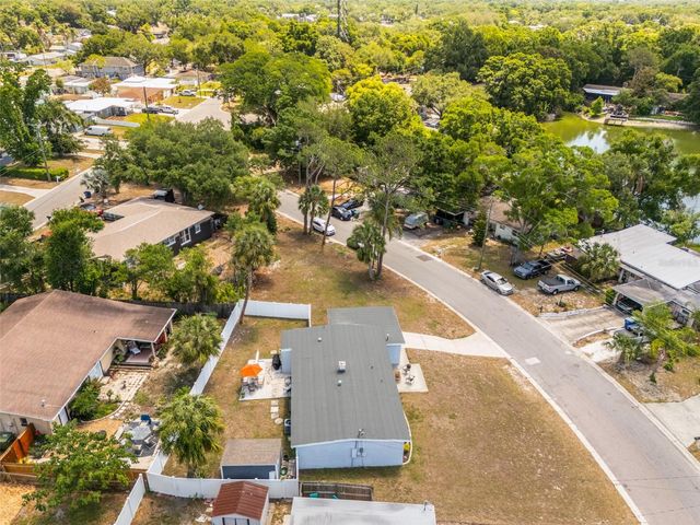2125 W HIAWATHA STREET, Tampa, FL 33604