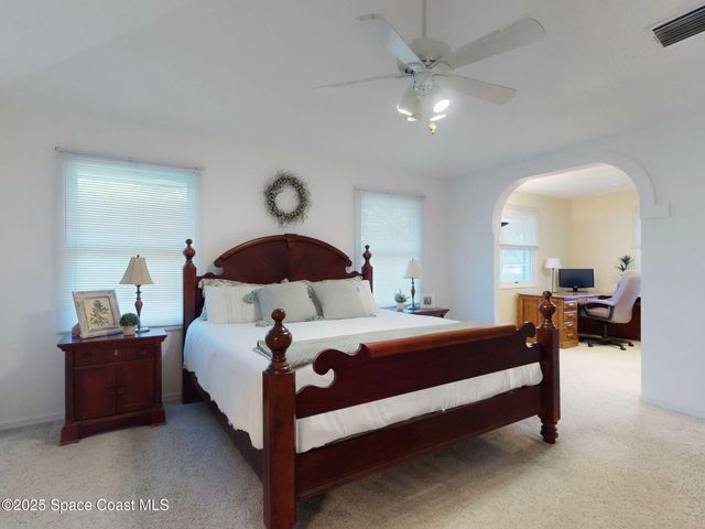 1651 Seabury Point Road NW, Palm Bay, FL 32907