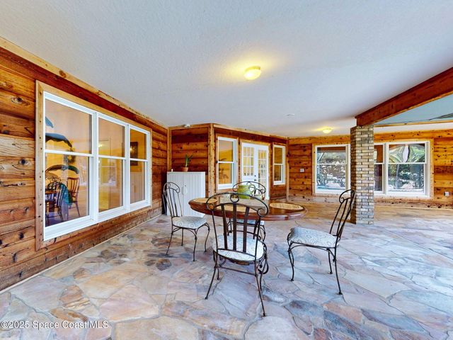 1651 Seabury Point Road NW, Palm Bay, FL 32907