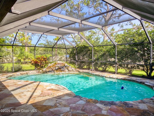 1651 Seabury Point Road NW, Palm Bay, FL 32907
