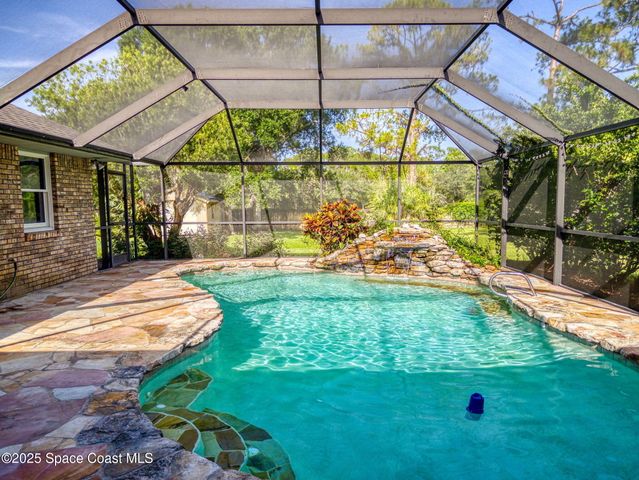 1651 Seabury Point Road NW, Palm Bay, FL 32907