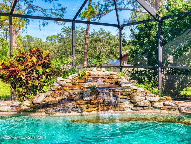 1651 Seabury Point Road NW, Palm Bay, FL 32907