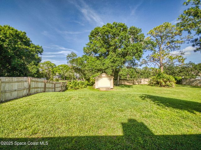 1651 Seabury Point Road NW, Palm Bay, FL 32907