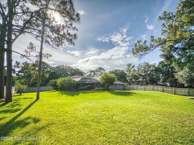 1651 Seabury Point Road NW, Palm Bay, FL 32907