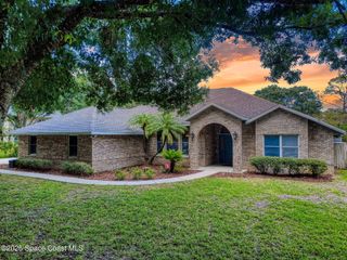 1651 Seabury Point Road NW, Palm Bay, FL 32907