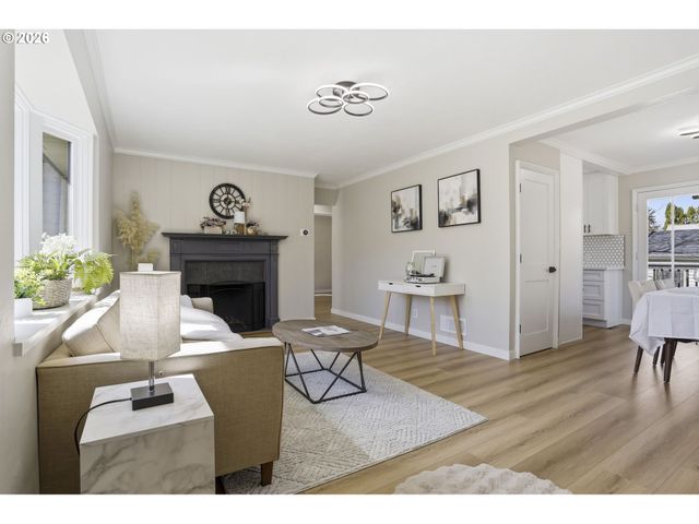 1775 Ne HOLMAN St, Portland, OR 97211