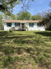 113 Mae Cir, Dickson, TN 37055