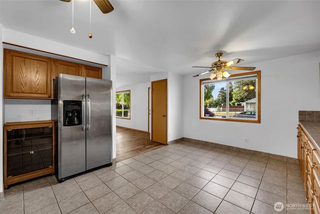 12901 NE 37th Street, Vancouver, WA 98682