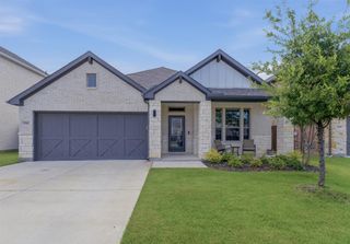 5545 Summit Creek Road, Fort Worth, TX 76126
