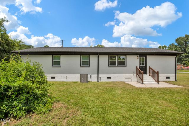 7001 Bronwyn Street, Fayetteville, NC 28314