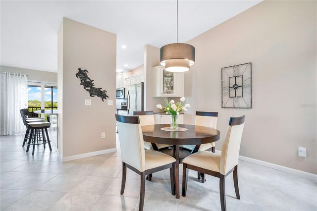 4013 CATALINA DRIVE 4013, Bradenton, FL 34210