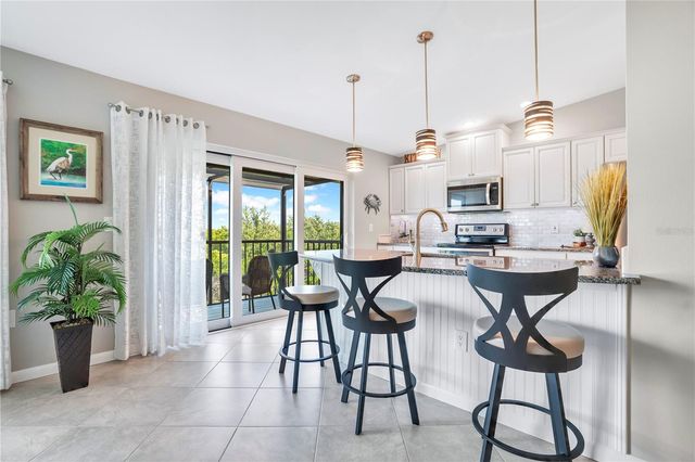 4013 CATALINA DRIVE 4013, Bradenton, FL 34210